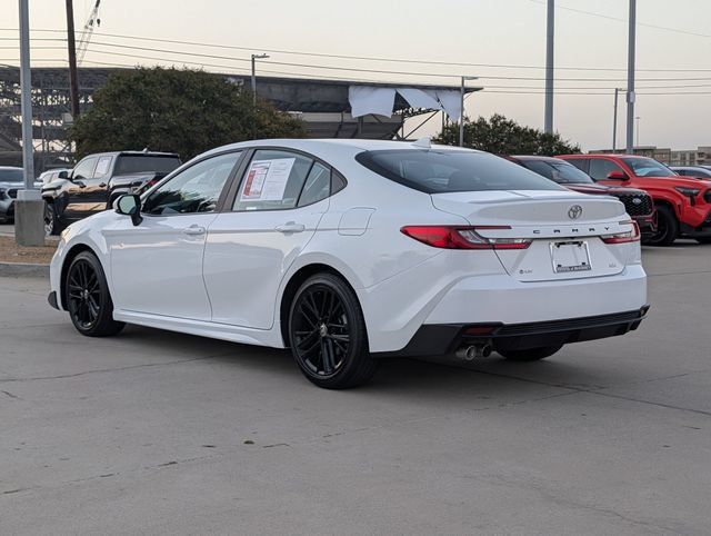 Used 2025 Toyota Camry SE FWD image 9
