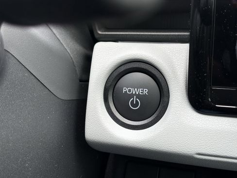 New 2026 Subaru Uncharted AWD image 18
