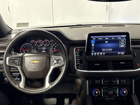 Used 2021 Chevrolet Suburban LT w/ LT Signature Package AWD/4WD image 24