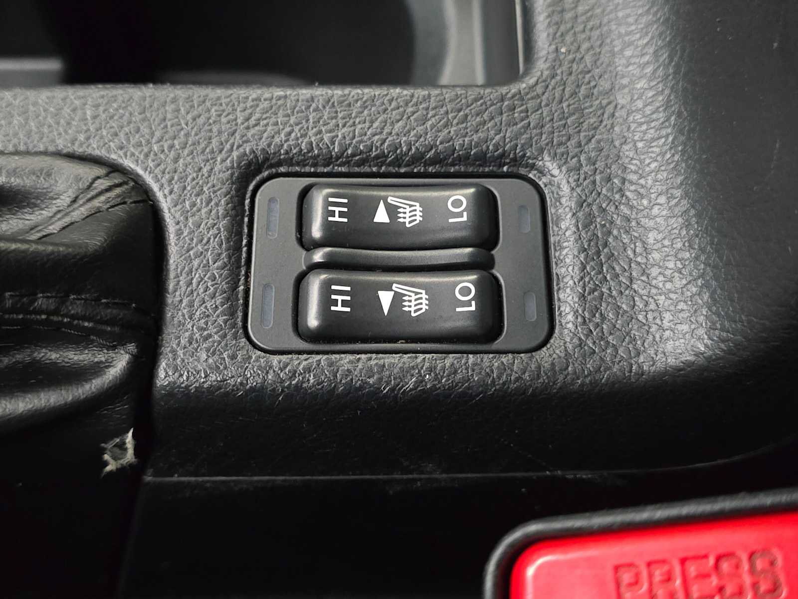 Used 2014 Subaru Crosstrek 2.0i Limited AWD/4WD image 37