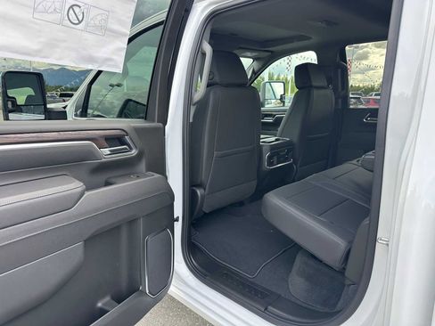 New 2025 GMC Sierra 3500 SLT w/ SLT Convenience Package image 20