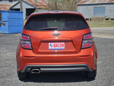 Used 2020 Chevrolet Sonic LT image 5