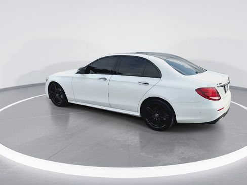 Used 2019 Mercedes-Benz E 300 4MATIC image 6