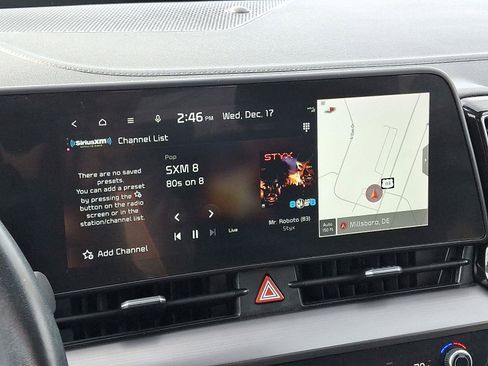 Used 2025 Kia Sportage EX w/ Premium Package image 18