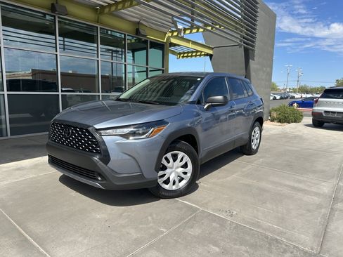 Used 2023 Toyota Corolla Cross L image 1