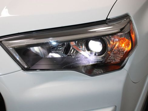 Used 2022 Toyota 4Runner TRD Sport w/ Technology Package AWD/4WD image 55