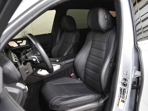 Used 2024 Mercedes-Benz GLE 450 4MATIC image 9