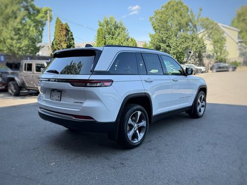 New 2026 Jeep Grand Cherokee Limited AWD/4WD image 8