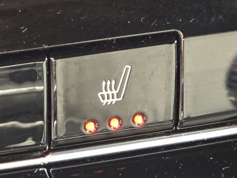 Used 2025 Chevrolet Equinox LT image 9