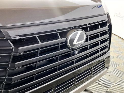 Used 2024 Lexus GX 550 AWD/4WD image 23
