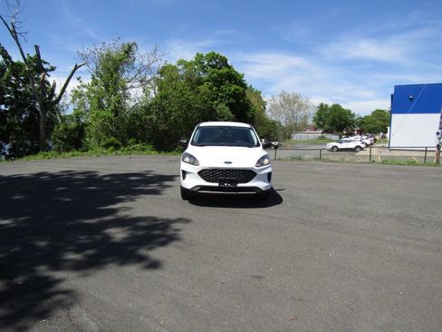 Used 2022 Ford Escape S AWD/4WD image 9