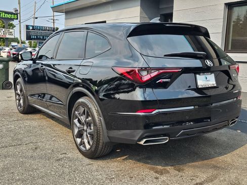 Used 2022 Acura MDX A-Spec AWD/4WD image 3