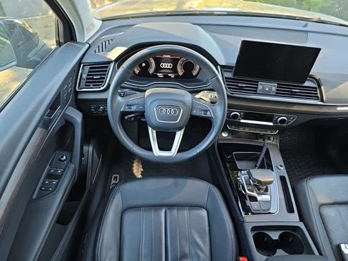 Used 2023 Audi Q5 2.0T Premium Plus w/ Premium Plus Package AWD/4WD image 9