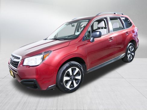 Used 2017 Subaru Forester 2.5i w/ Alloy Wheel Package AWD/4WD image 3