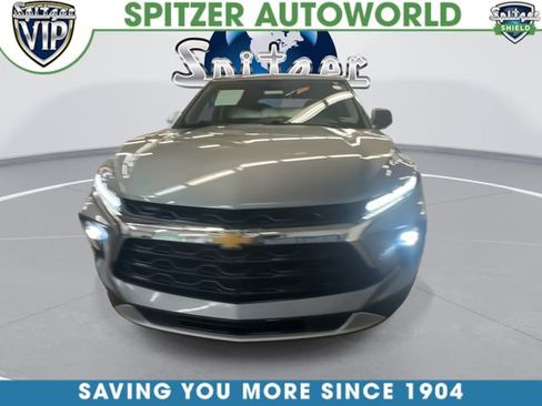 Certified 2025 Chevrolet Blazer LT AWD/4WD image 3