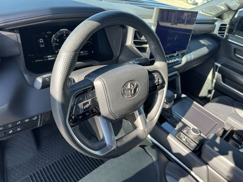 Used 2023 Toyota Tundra Platinum AWD/4WD image 13