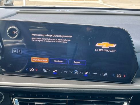 New 2026 Chevrolet Traverse LT w/ Midnight/Sport Edition image 13