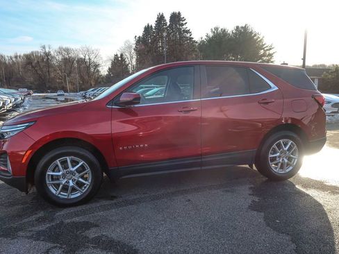 Used 2023 Chevrolet Equinox LT image 3