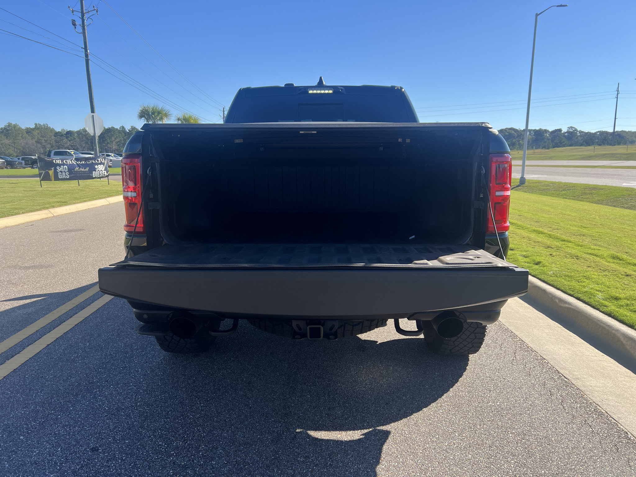 Used 2025 RAM 1500 RHO w/ RHO Level 1 Equipment Group AWD/4WD image 8