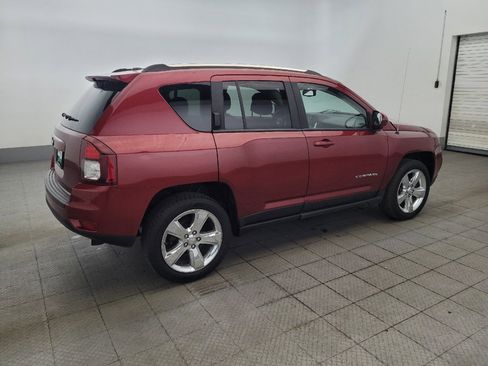 Used 2014 Jeep Compass Latitude w/ Sun/Sound Group AWD/4WD image 10