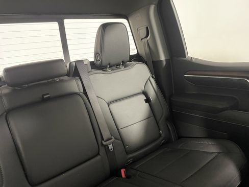 Used 2025 GMC Sierra 1500 Denali image 15