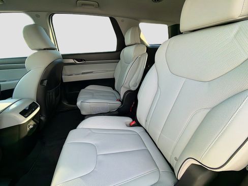 Used 2023 Hyundai Palisade SEL image 21