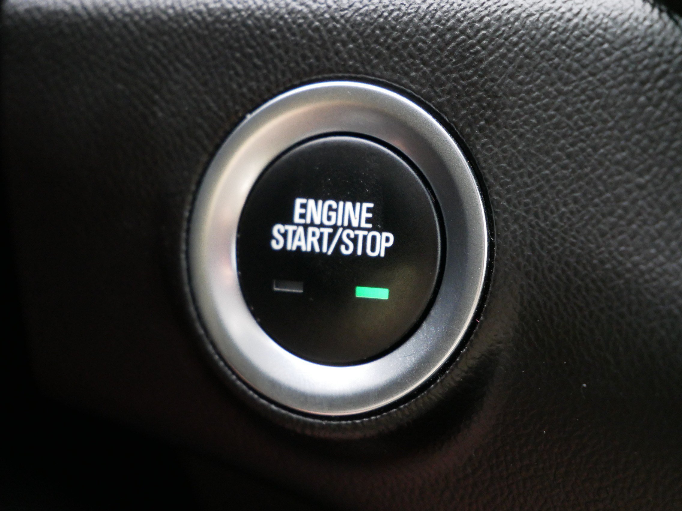 Used 2023 GMC Terrain SLT AWD/4WD image 30
