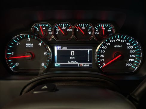 Used 2016 Chevrolet Suburban LTZ image 18