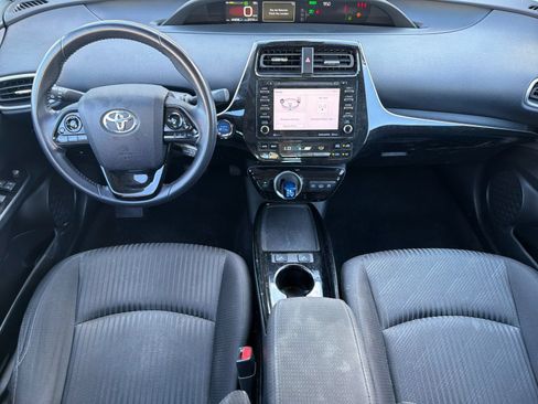 Used 2020 Toyota Prius Prime LE FWD image 12