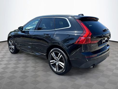 Used 2018 Volvo XC60 T6 Momentum w/ Vision Package image 8