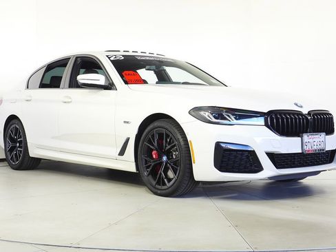 Certified 2023 BMW 530e w/ M Sport Package image 4