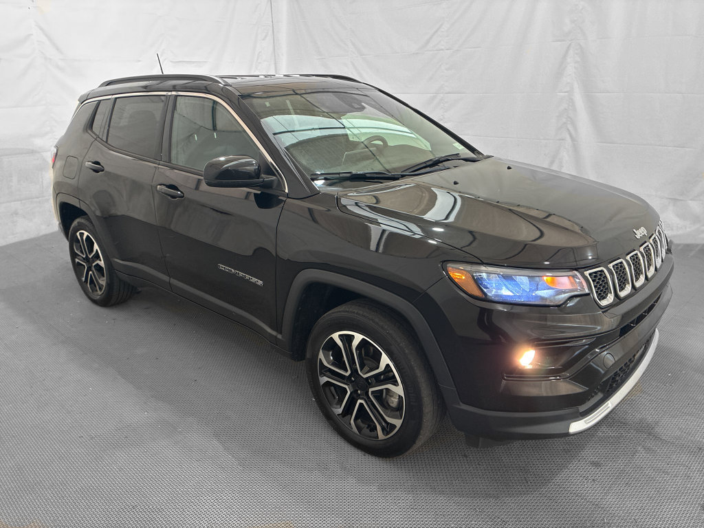 Used 2024 Jeep Compass Limited AWD/4WD image 10