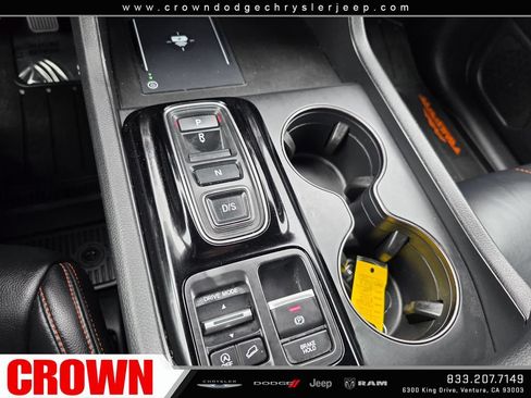 Used 2025 Honda Pilot TrailSport image 30