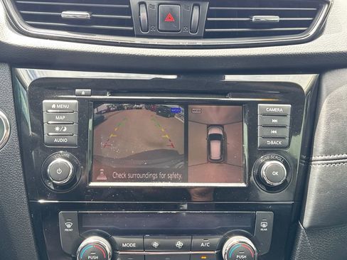 Used 2018 Nissan Rogue SL AWD/4WD image 20