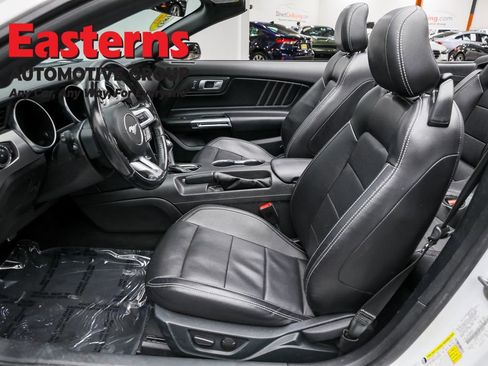 Used 2023 Ford Mustang Premium image 14