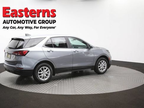 Used 2023 Chevrolet Equinox LT FWD image 42