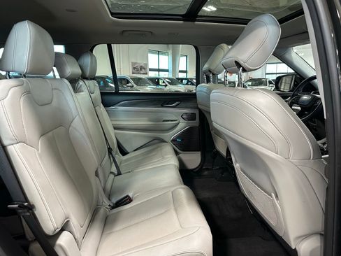 Used 2022 Jeep Grand Cherokee L Overland image 47