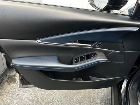 Used 2021 MAZDA CX-30 FWD 2.5 S w/ Select Package image 13