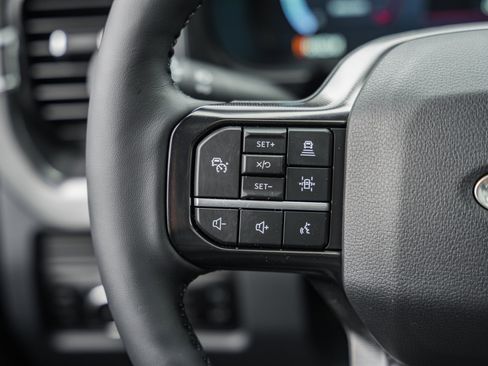 New 2026 Ford F250 Platinum AWD/4WD image 36