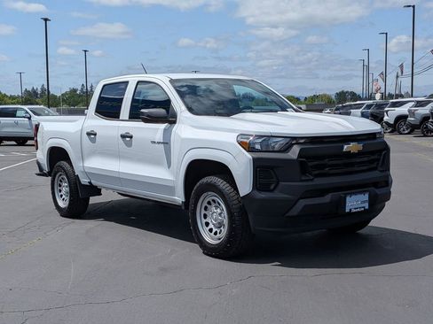 Used 2023 Chevrolet Colorado W/T RWD image 8