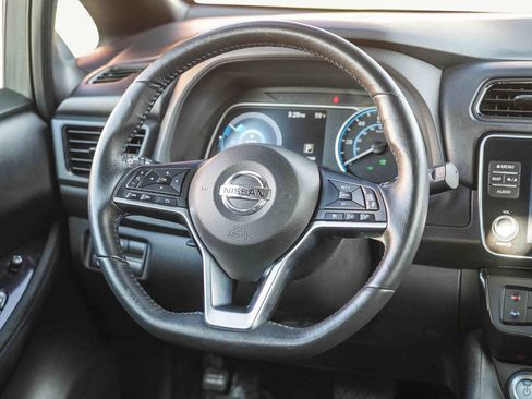 Used 2021 Nissan Leaf SV image 22