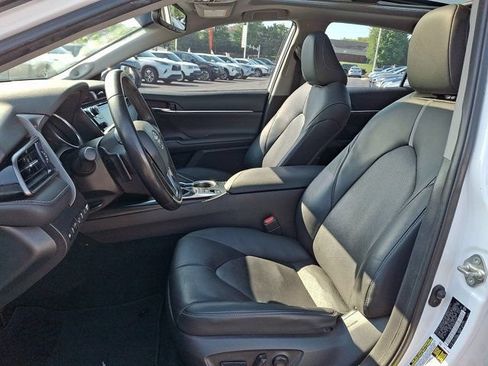 Used 2019 Toyota Camry XSE w/ Driver Assist Package FWD image 17