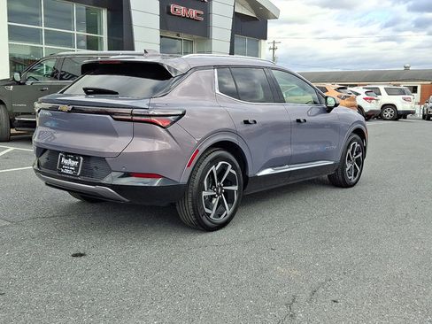 Certified 2025 Chevrolet Equinox EV LT w/ Convenience Package image 6