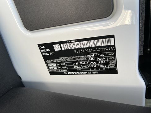 New 2026 Mercedes-Benz Sprinter 2500 image 30