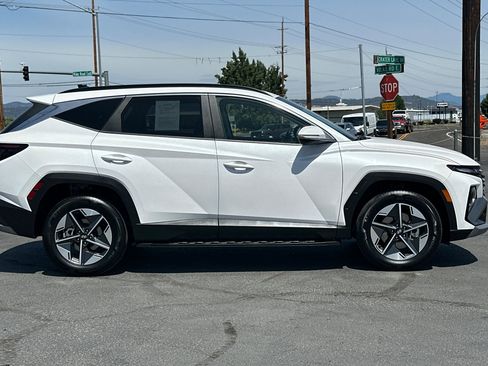 Used 2025 Hyundai Tucson SEL AWD/4WD image 3