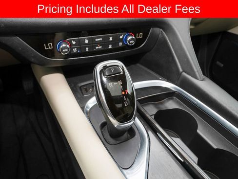 Used 2019 Buick Enclave Premium w/ Experience Buick Package FWD image 19