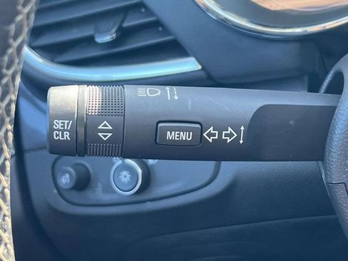 Used 2022 Buick Encore Preferred w/ Safety Package image 22