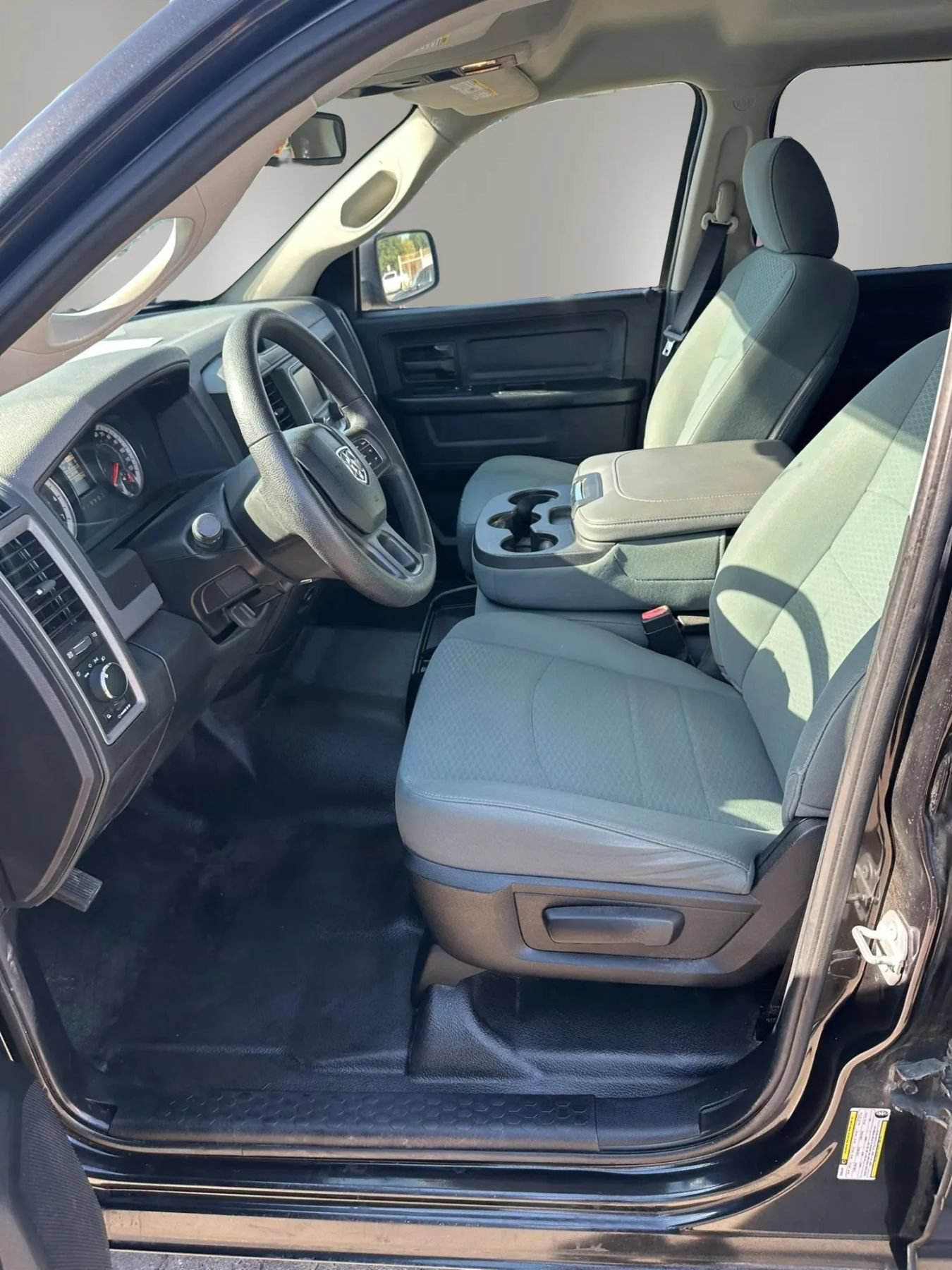 Used 2016 RAM 1500 Tradesman w/ Popular Equipment Group AWD/4WD image 6
