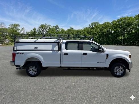 Used 2019 Ford F250 XL w/ Power Equipment Group AWD/4WD image 9