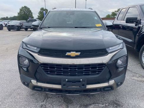 Used 2021 Chevrolet TrailBlazer ACTIV w/ Convenience Package AWD/4WD image 2
